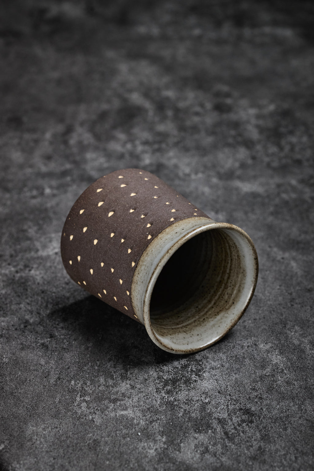 Water Mug with Handle and Dotted Pattern