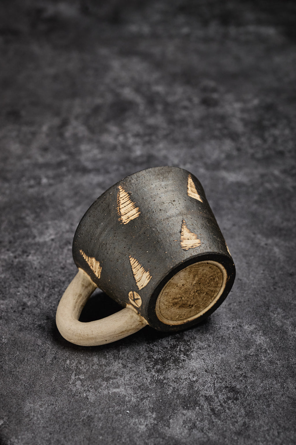 Coffee Mug with Triangle Pattern