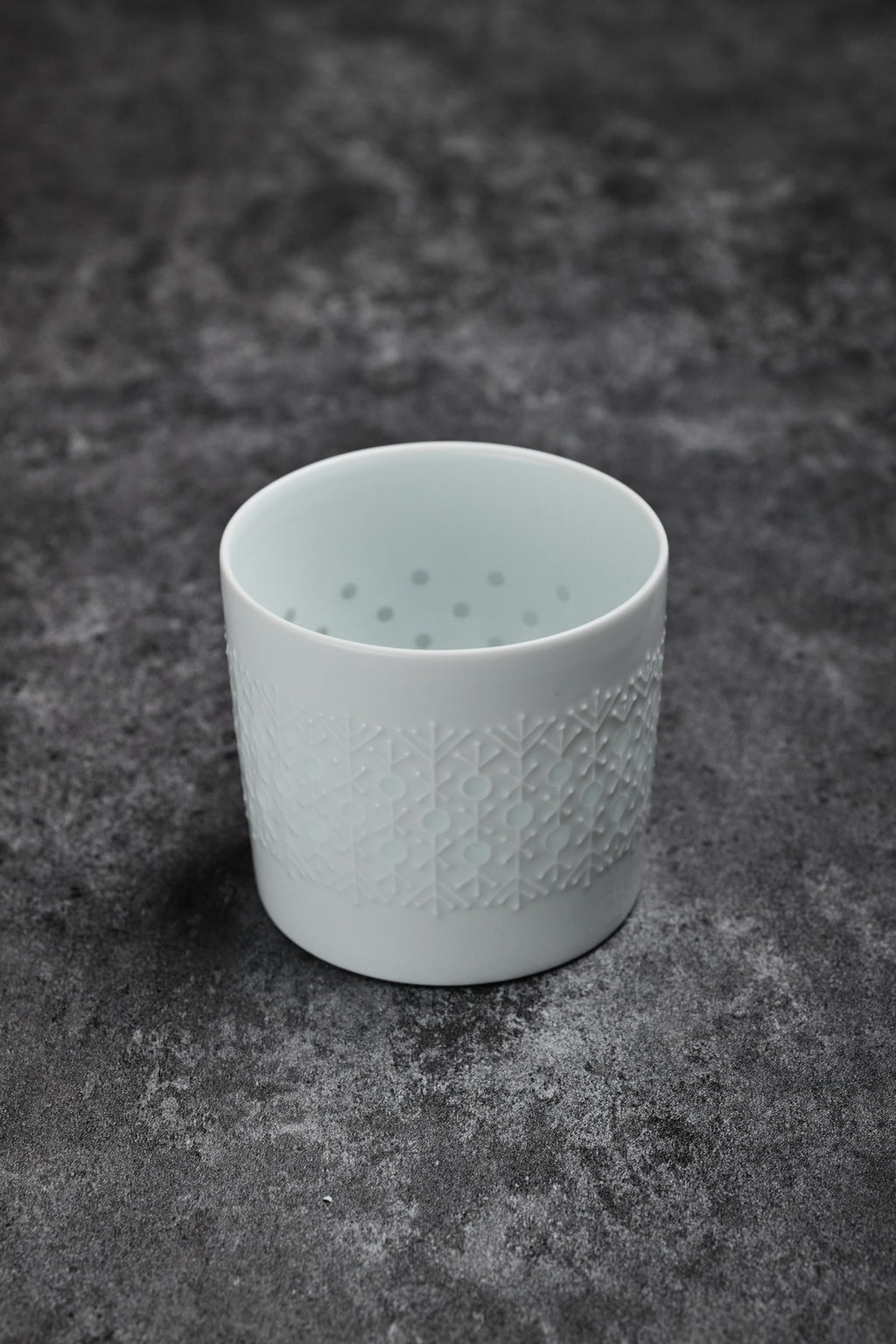 Porcelain Mugs with Snow Flakes Pattern & Transparent Glaze