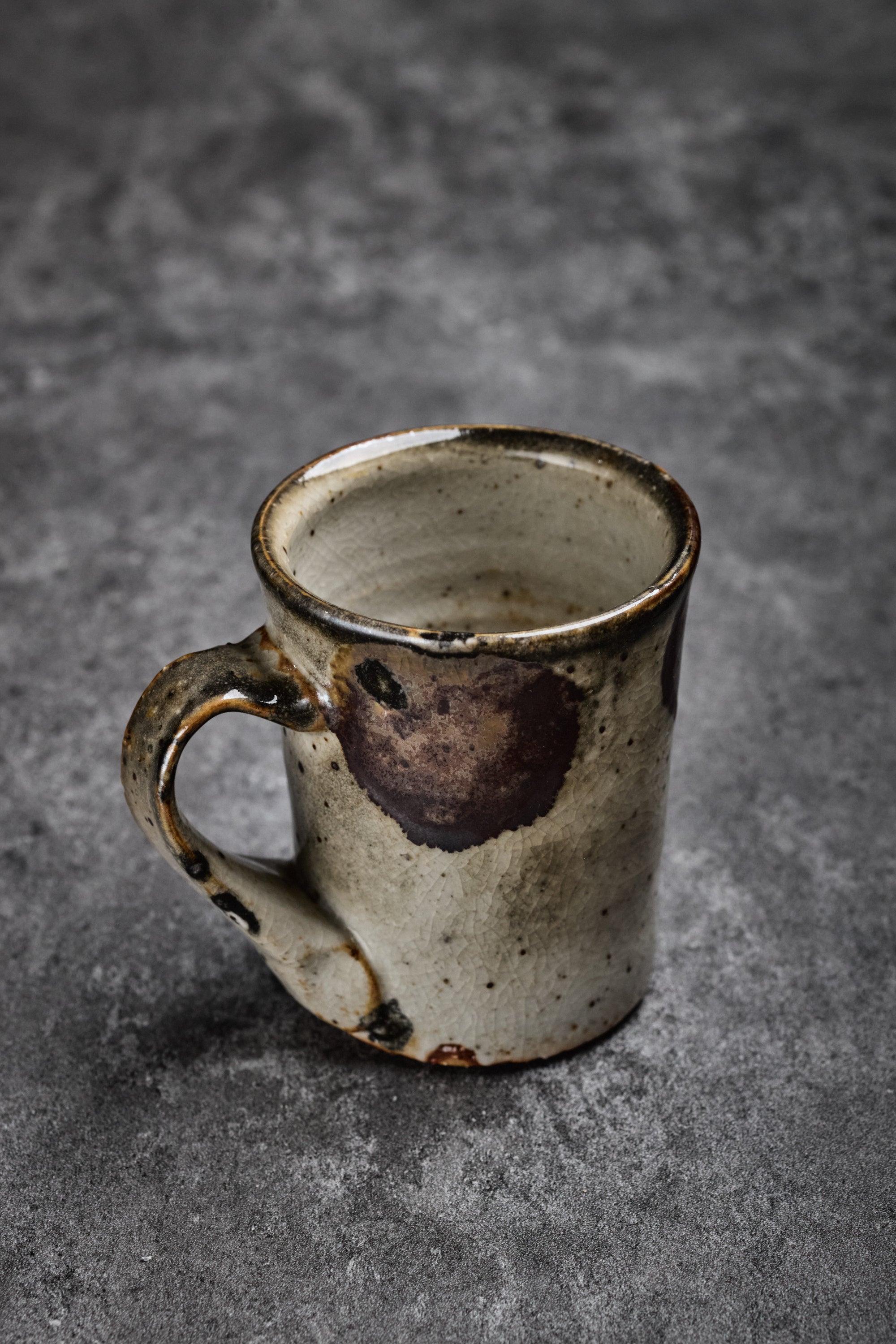 Ken Lu | Water Mug with Handle & Dotted Pattern