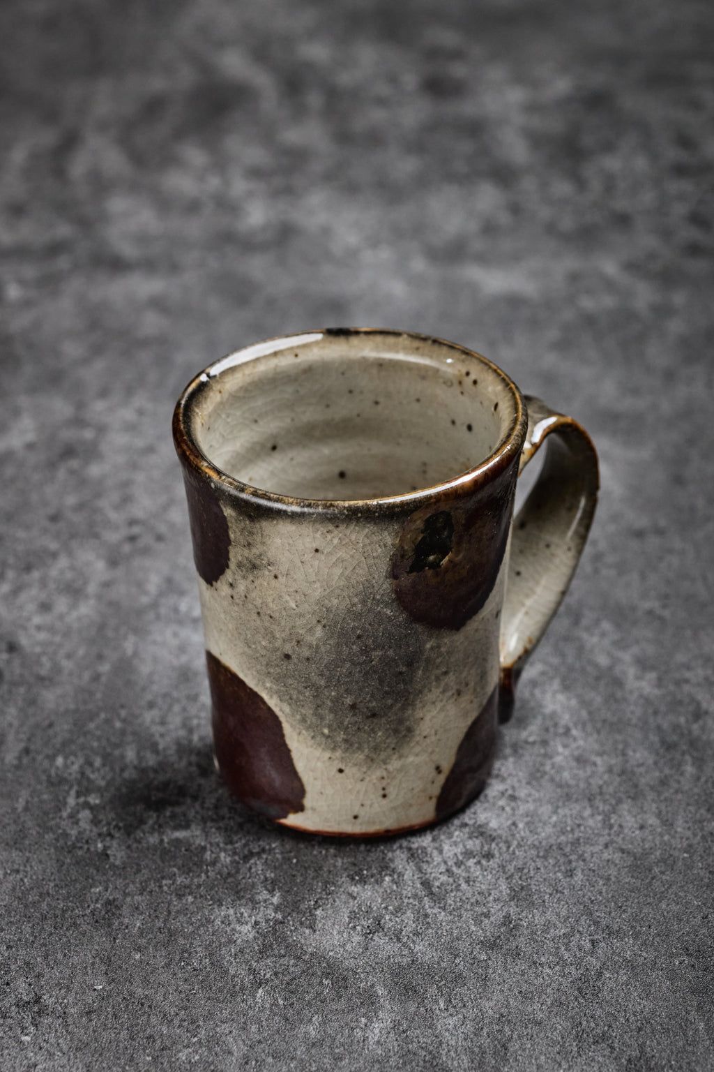 Ken Lu | Water Mug with Handle & Dotted Pattern