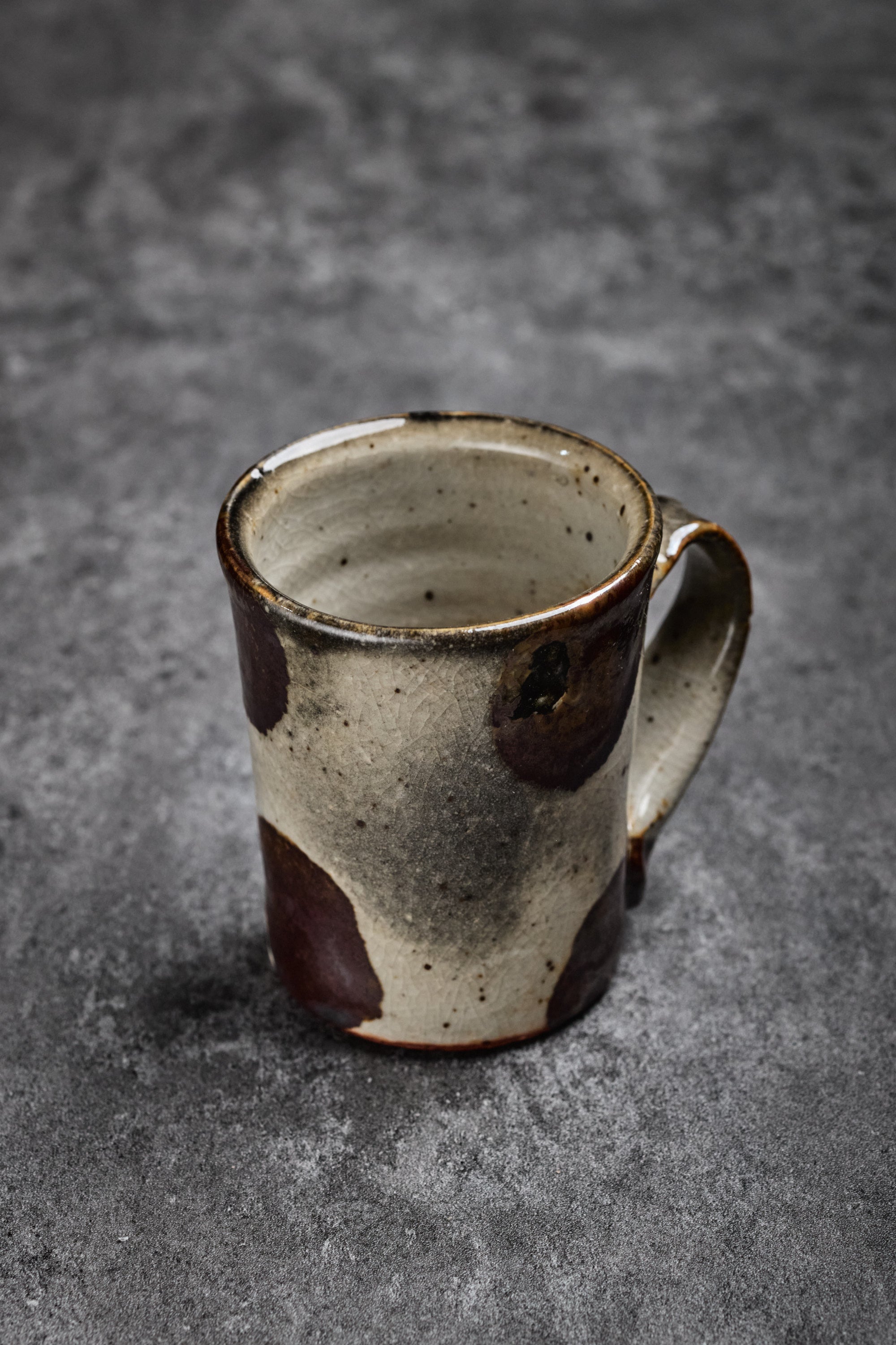 Ken Lu | Water Mug with Handle & Dotted Pattern