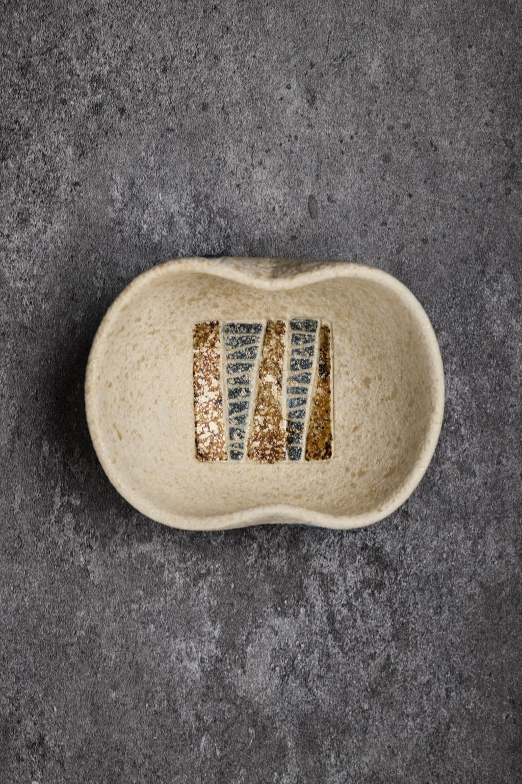 Three-Leg Saucer Plate with Abstract Surface Texture