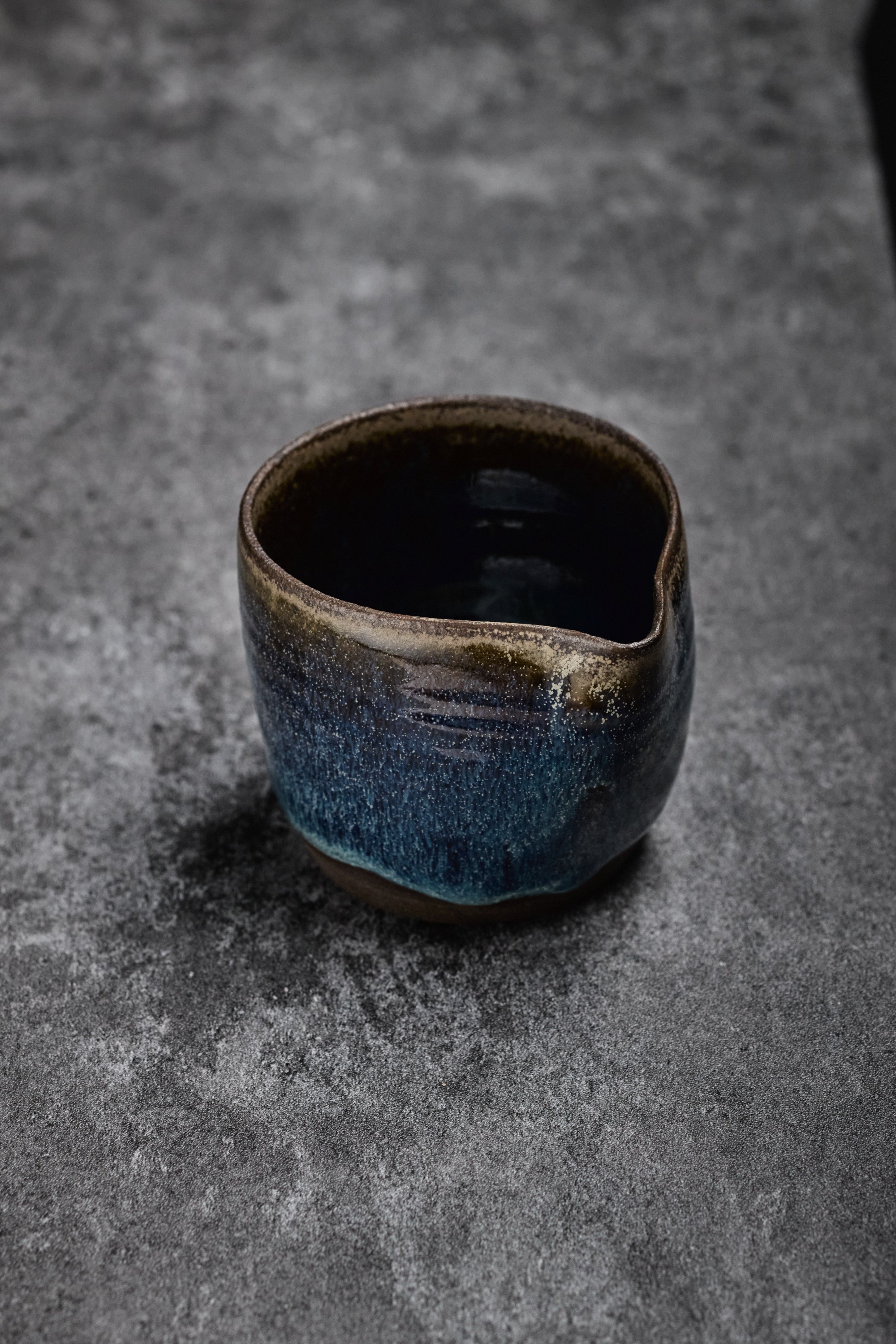 Handmade Coffee Bean Weighing Cup with Dripping Glaze