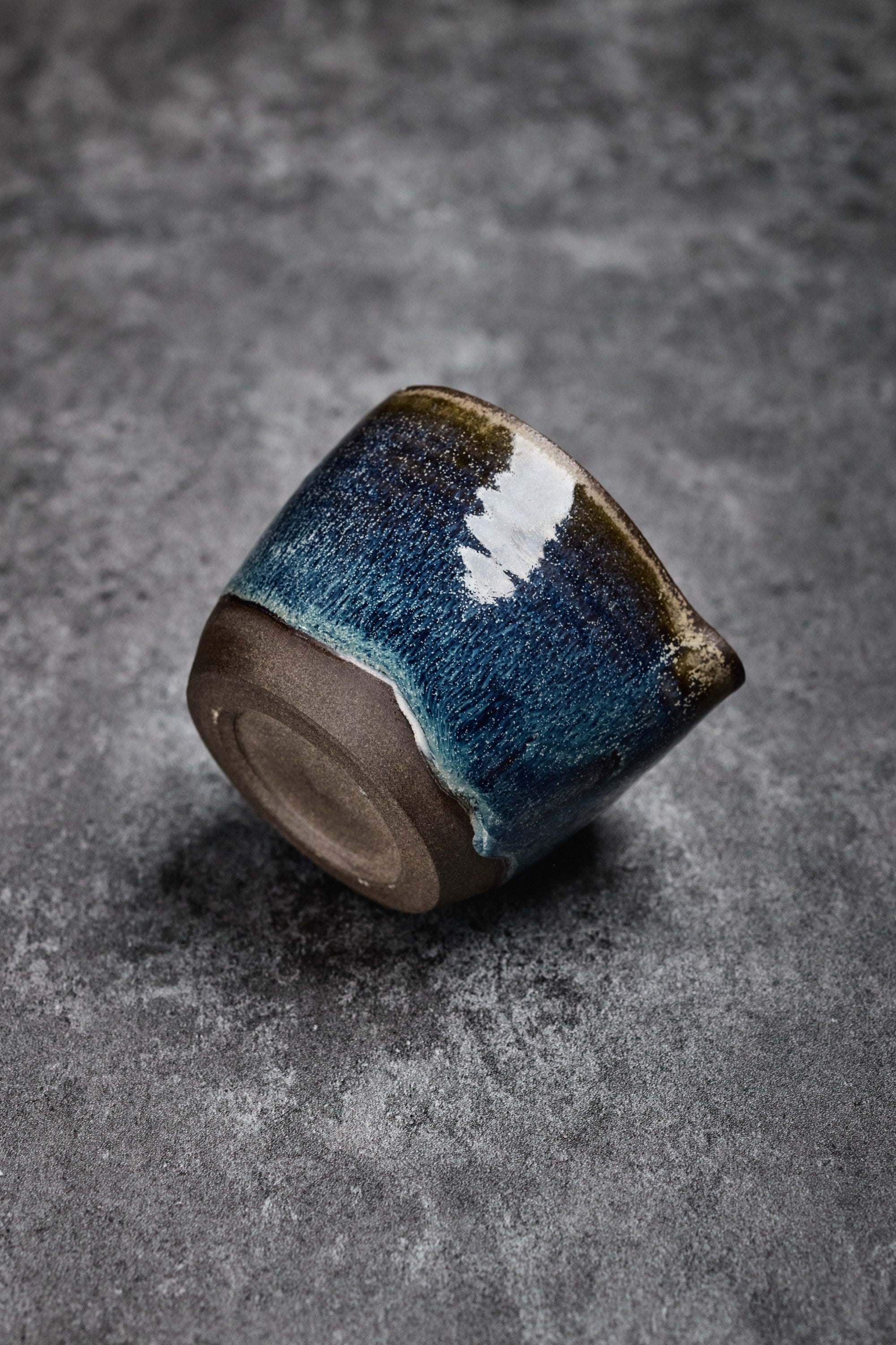 Handmade Coffee Bean Weighing Cup with Dripping Glaze