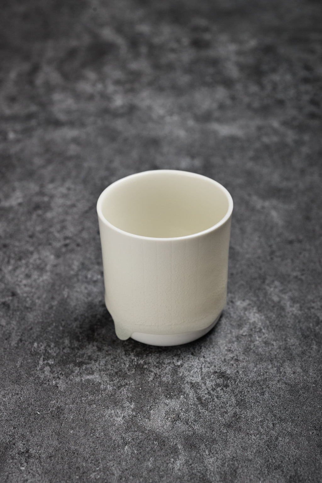 Porcelain Coffee Cup with Clear Dripping Glaze
