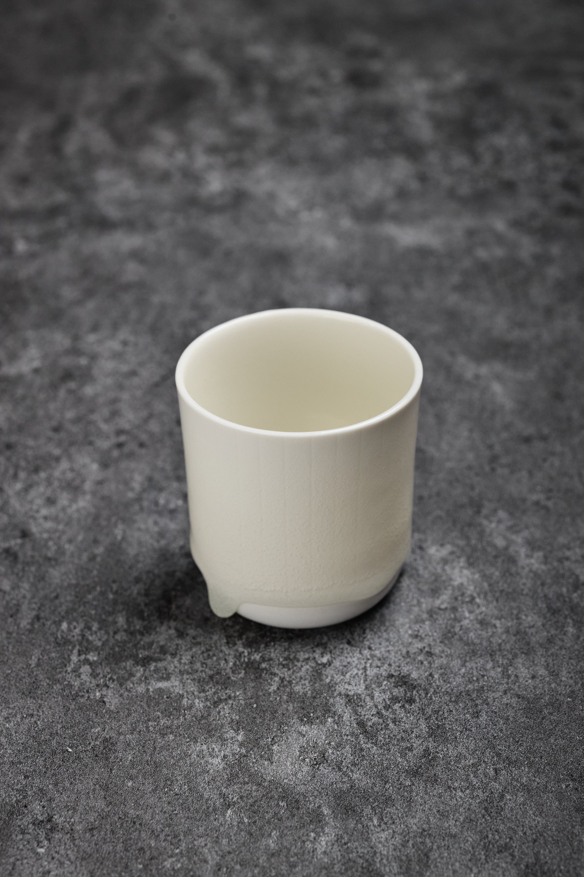 Porcelain Coffee Cup with Clear Dripping Glaze