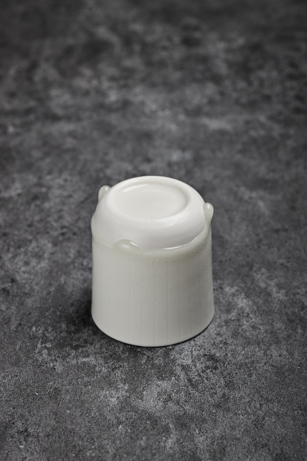 Porcelain Coffee Cup with Clear Dripping Glaze