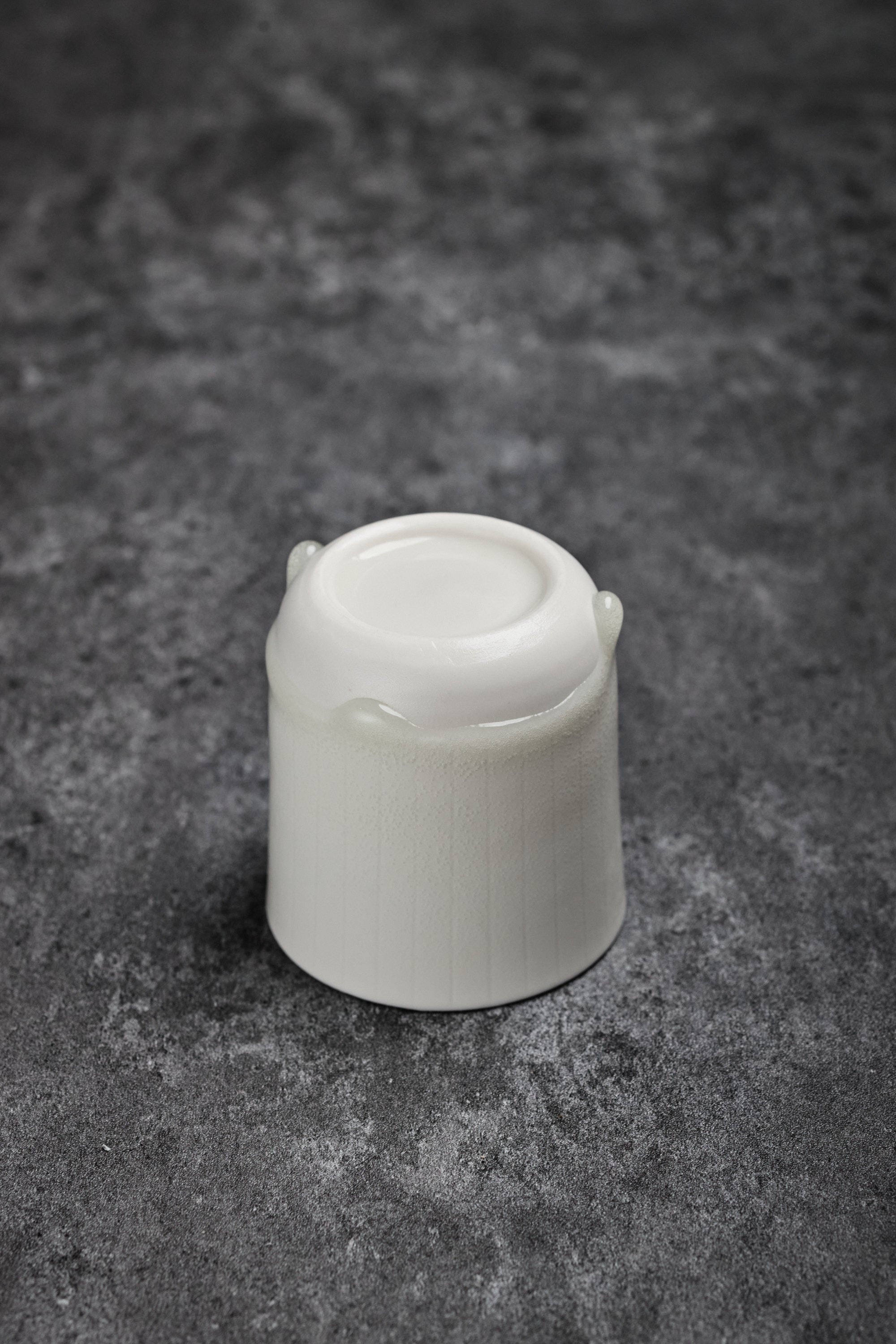 Porcelain Coffee Cup with Clear Dripping Glaze