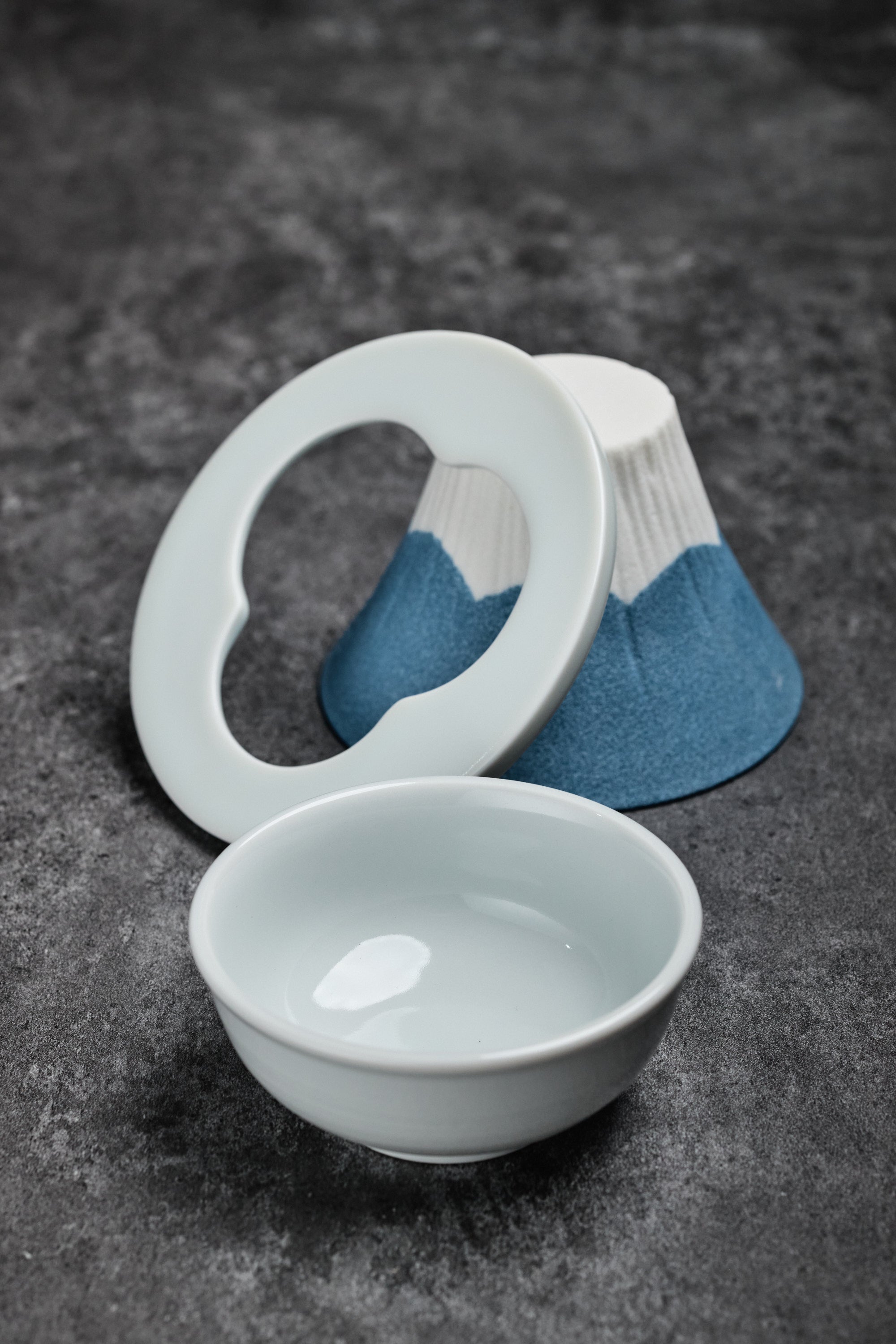 Sancera 139 Kofil Coffee Filter Dripper with Base - Mt. Fuji blue