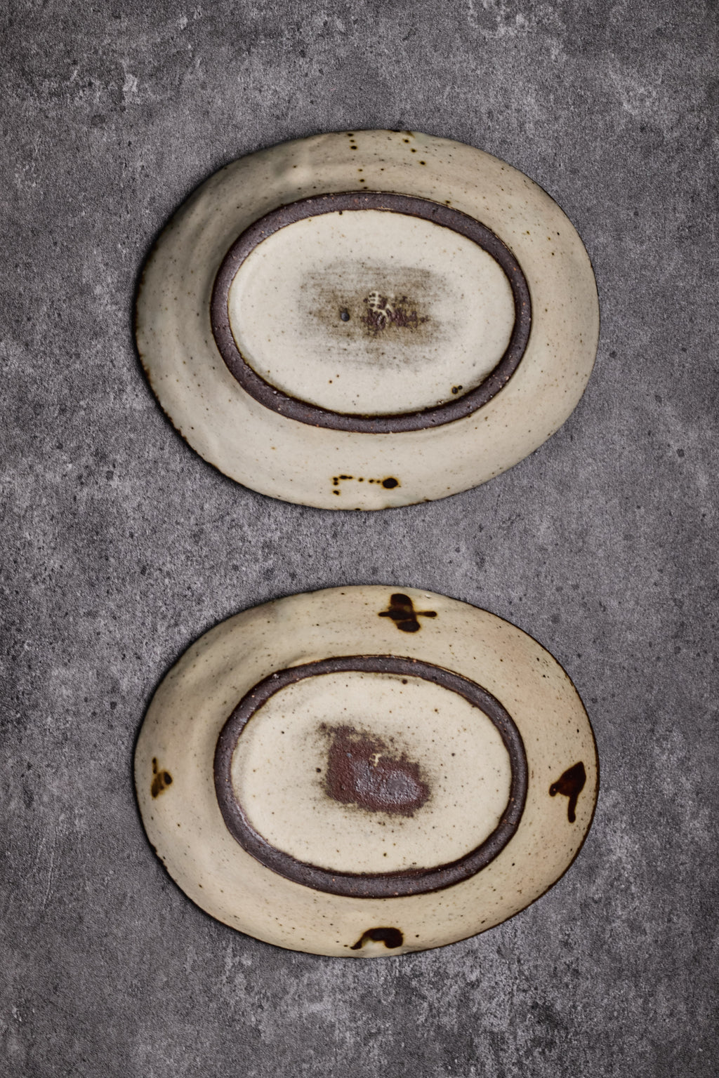 Takahiro Manome | Signature Plates with Hand Drawing Pigeon Pattern