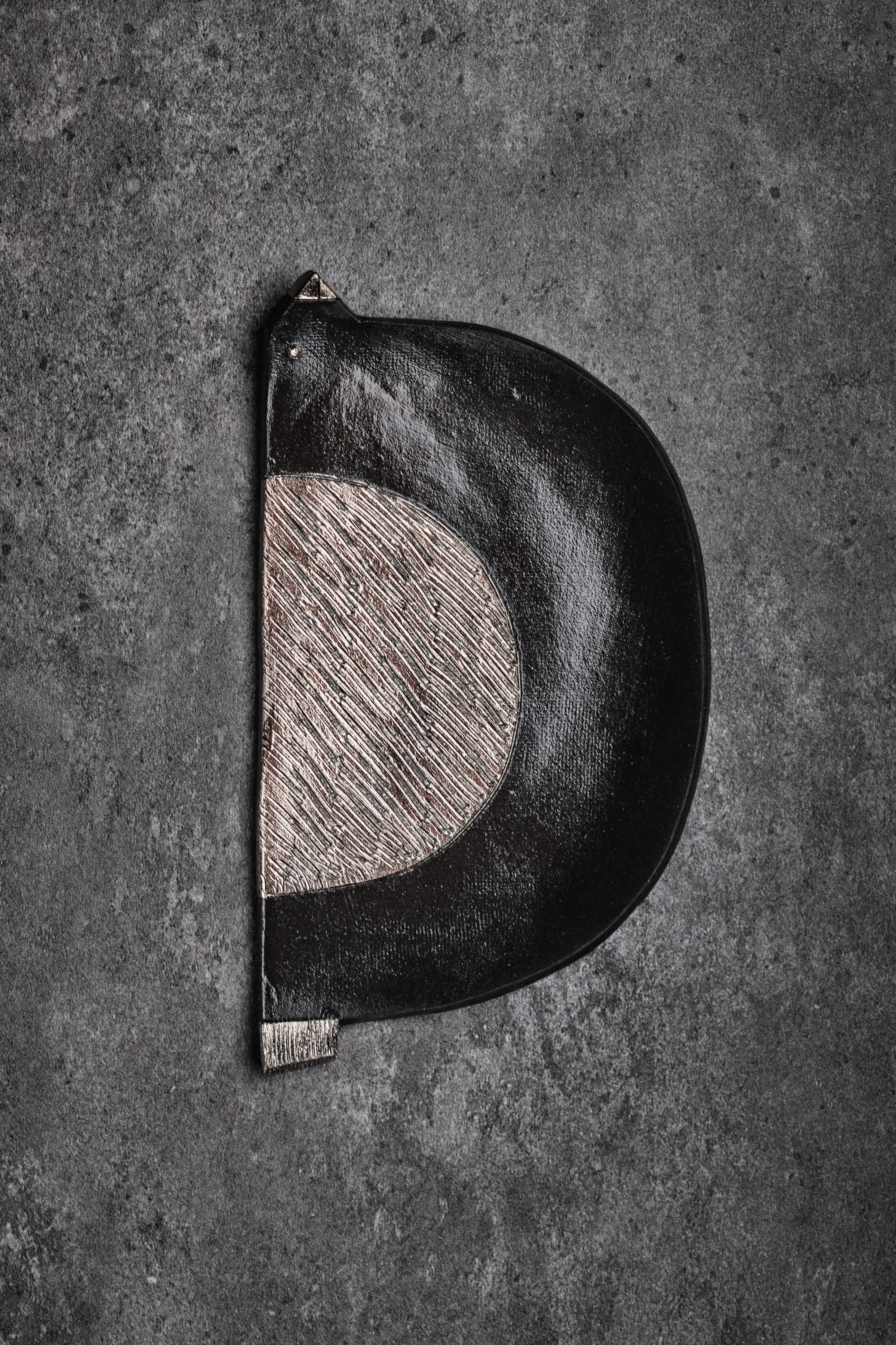 Sanae House | Medium Pigeon Plate with Silver Coating