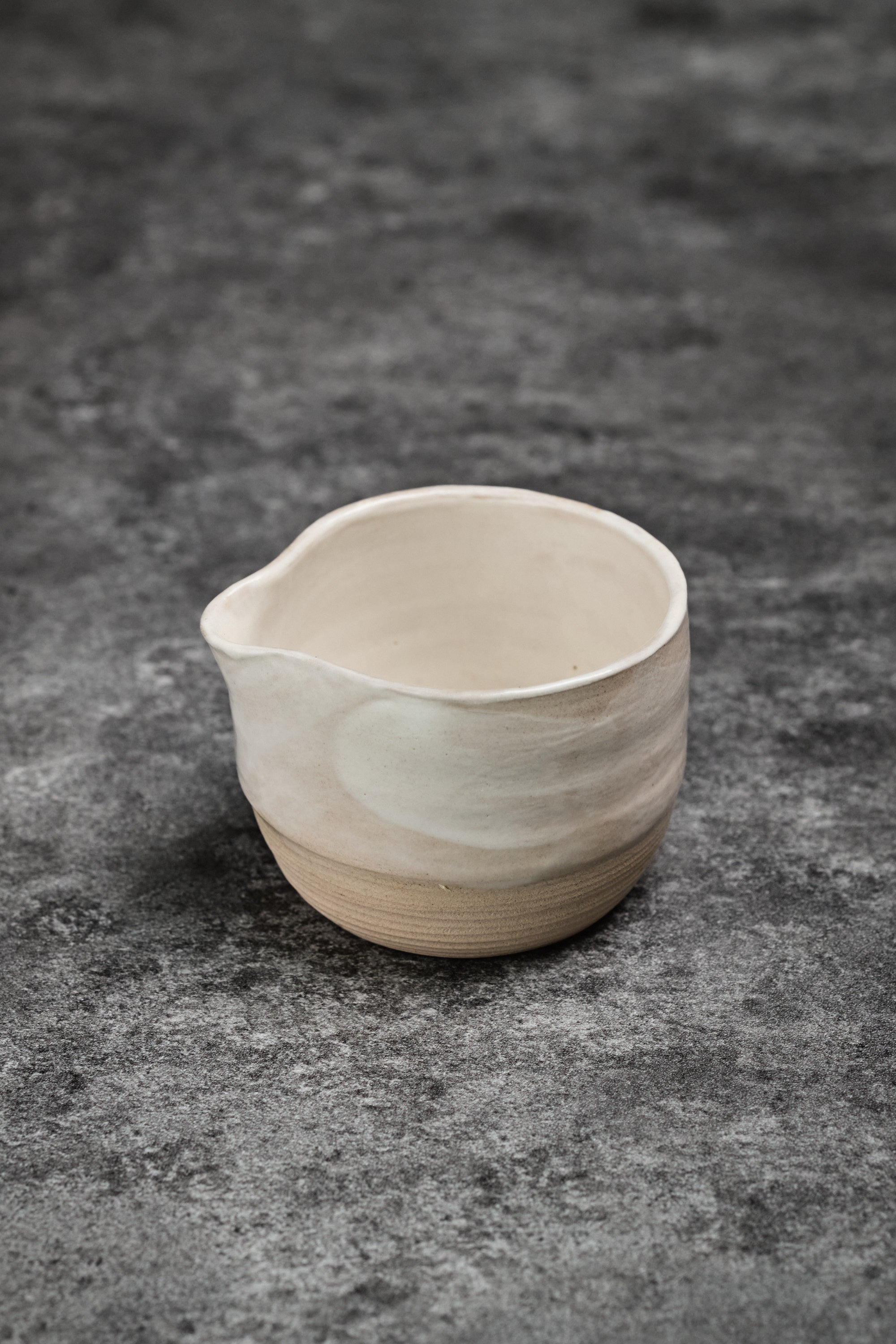 Handmade Coffee Bean Weighing Cup with Dripping Glaze