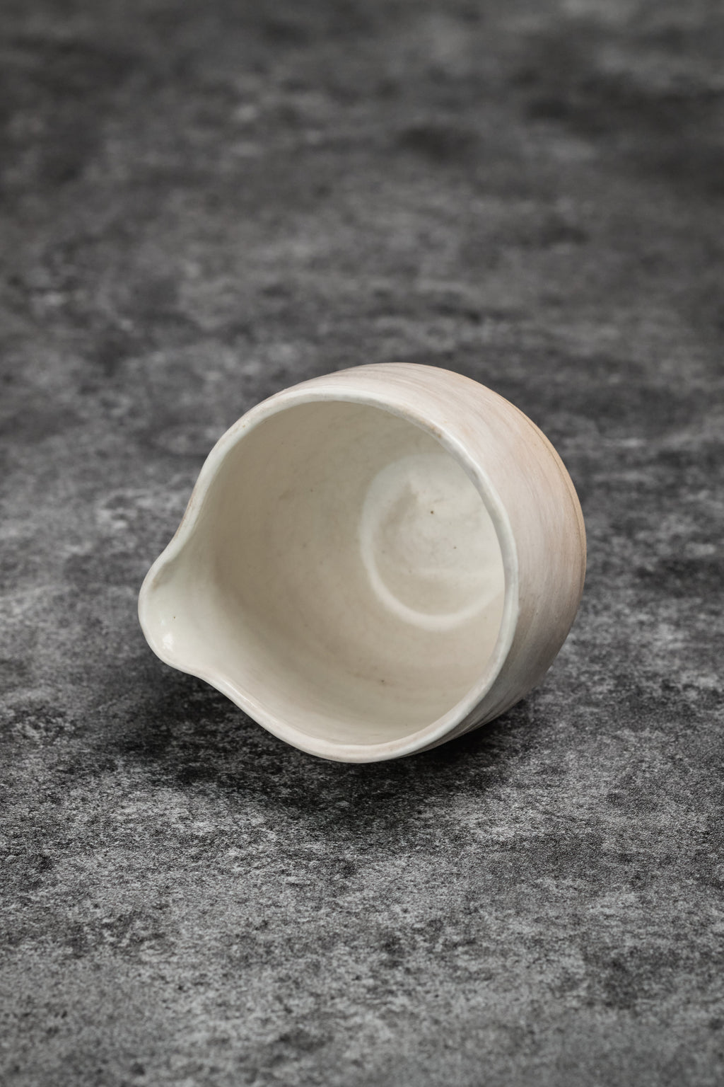 Handmade Coffee Bean Weighing Cup with Dripping Glaze