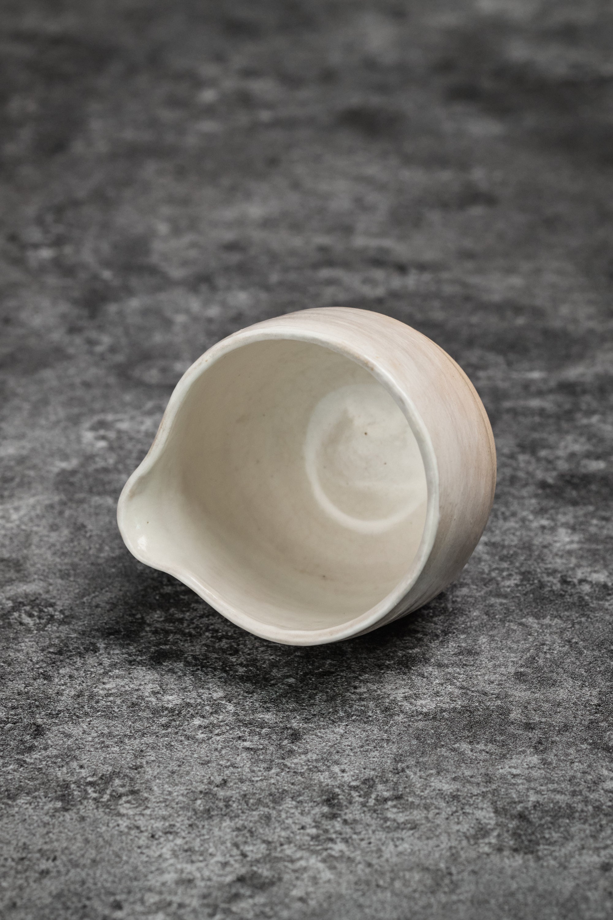 Handmade Coffee Bean Weighing Cup with Dripping Glaze